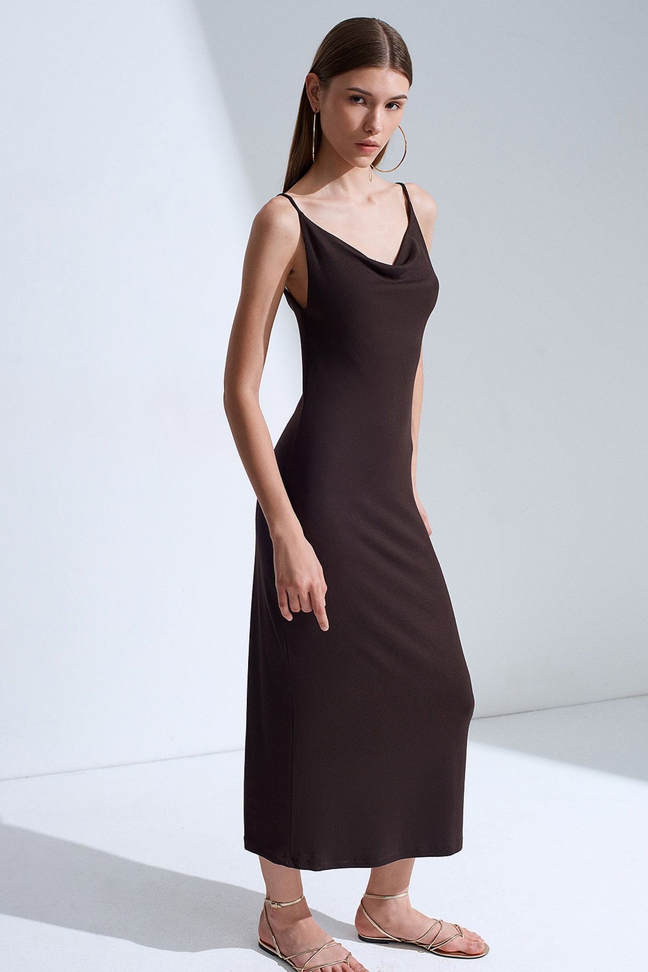 DILVIN Sleeveless Midi Slip Dress 4
