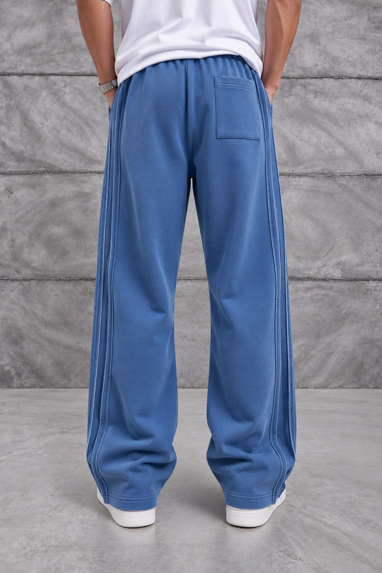 NOMARC Wide-Leg Joggers With Drawstring 4
