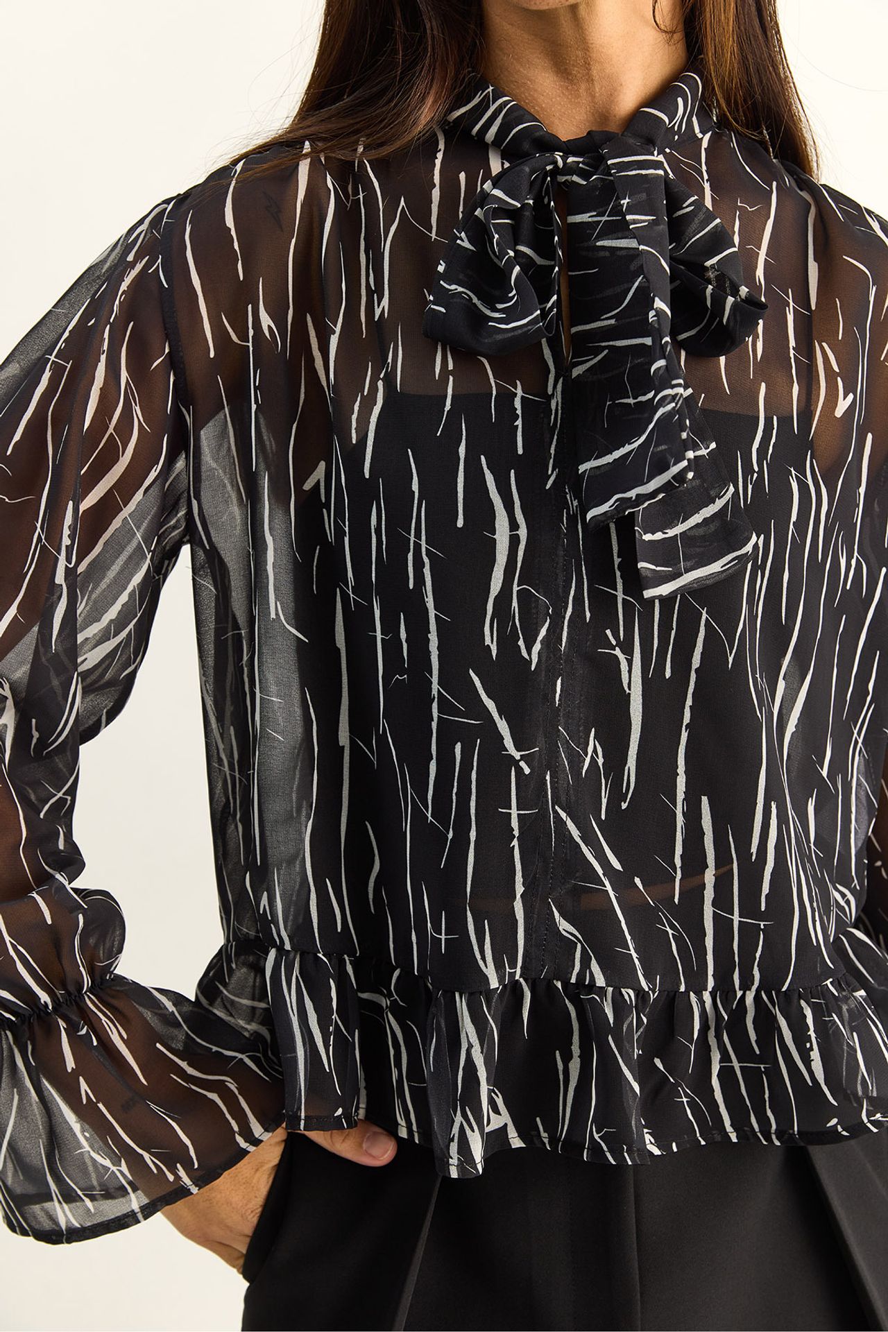 LUCCI Abstract Print Choker Collar Chiffon Blouse with Tie Detail 6