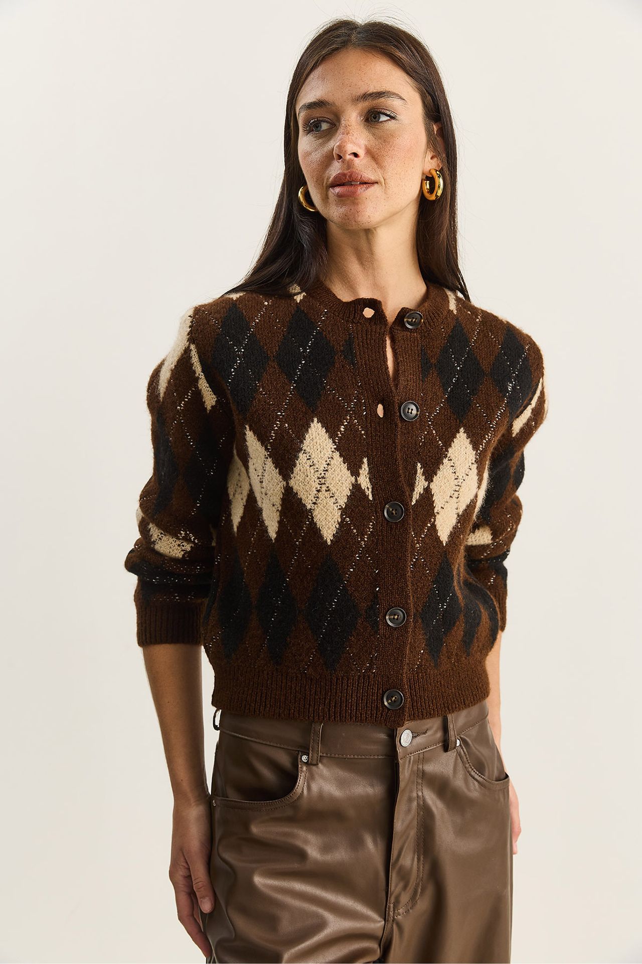 LUCCI Thick Jacquard Knit Cardigan with Button Closure 3