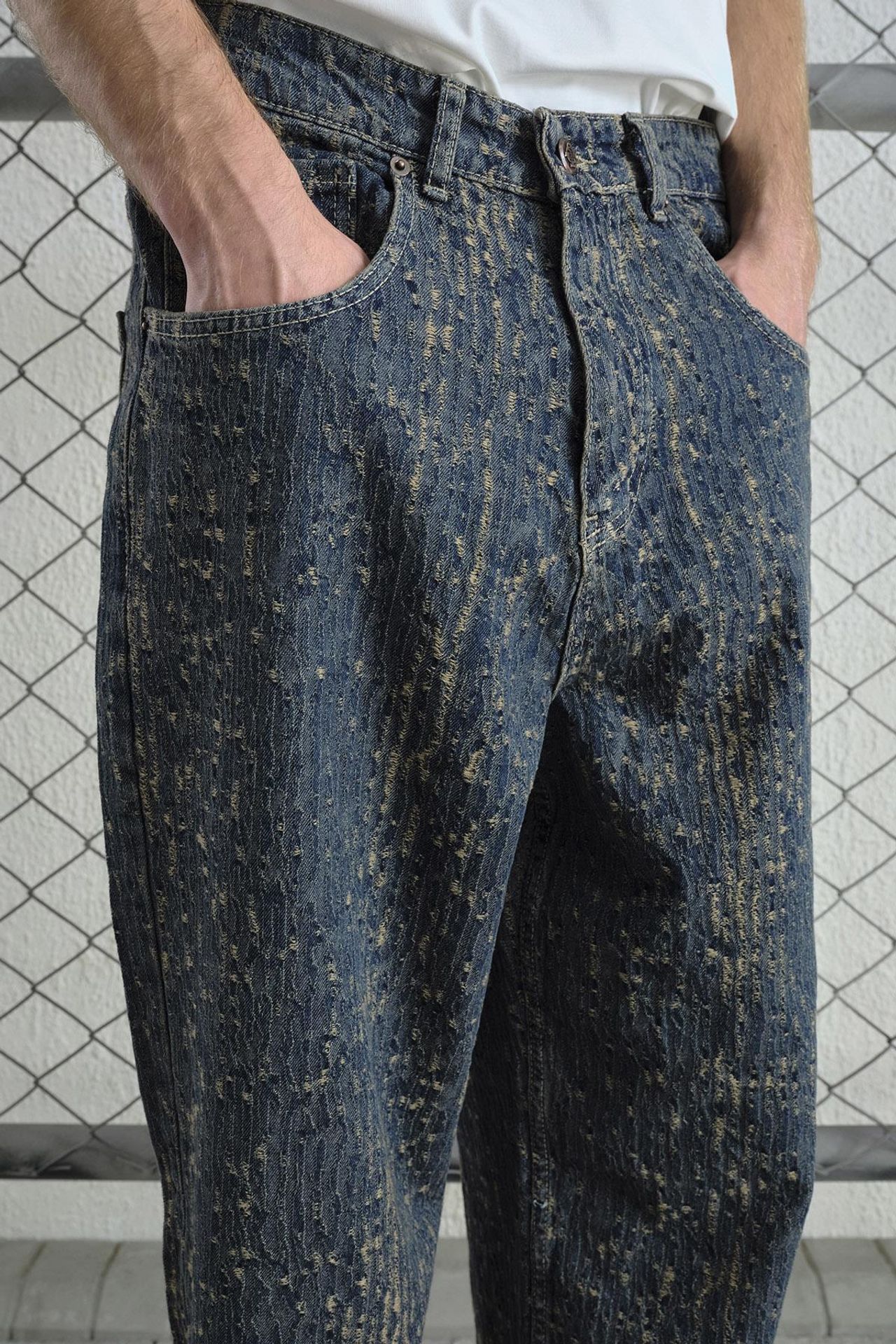 GIESTO Baggy Fit Textured Denim Jeans 6