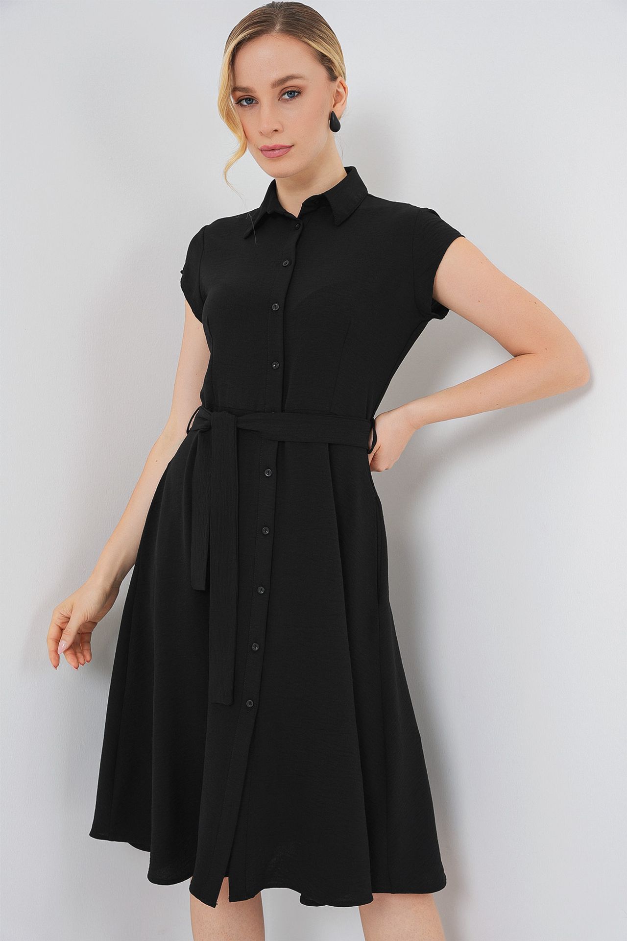 BDART Buttoned Shirt Collar A-Form Midi Dress with Binding Detail 4