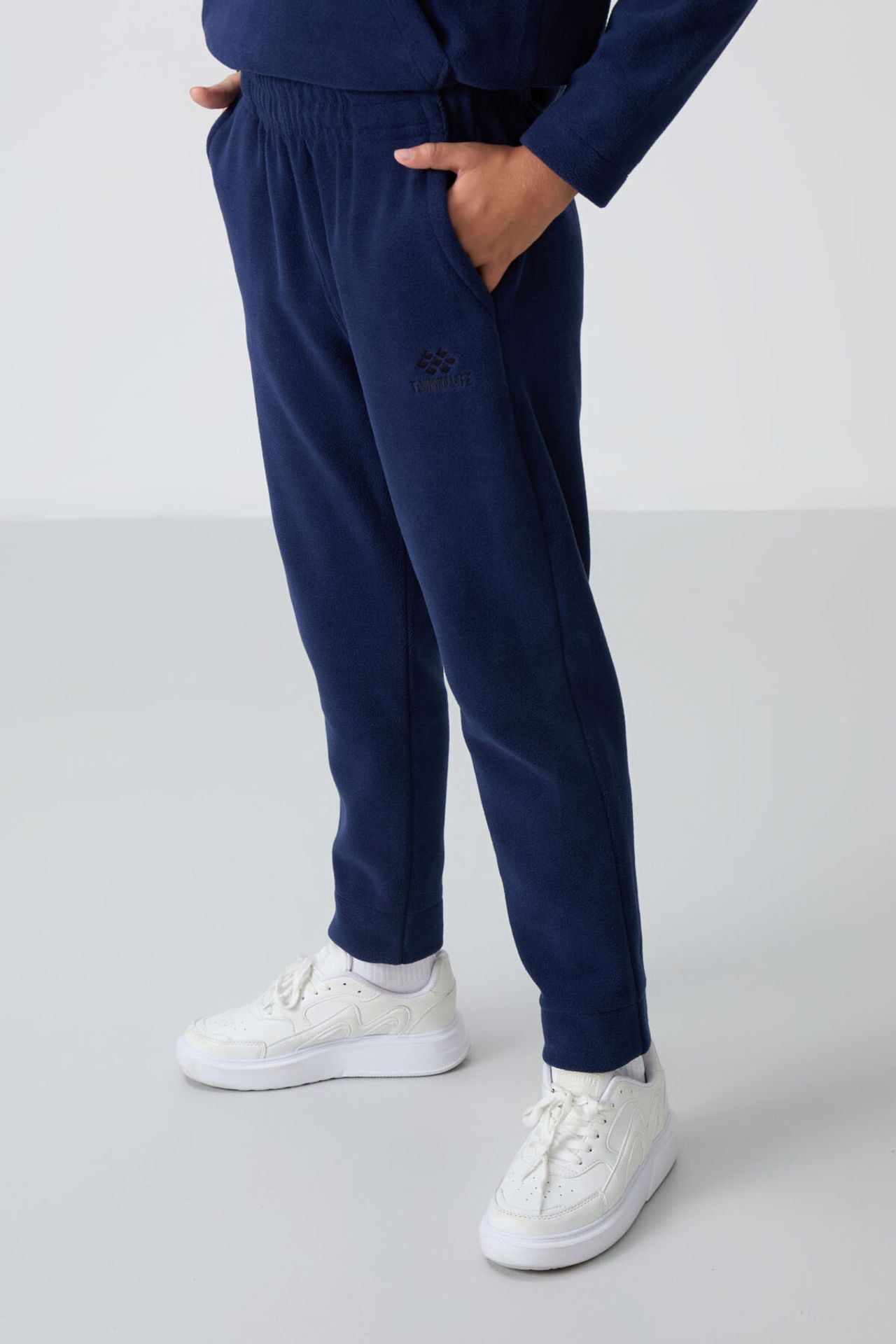 TOMMY Youth Active Set 4