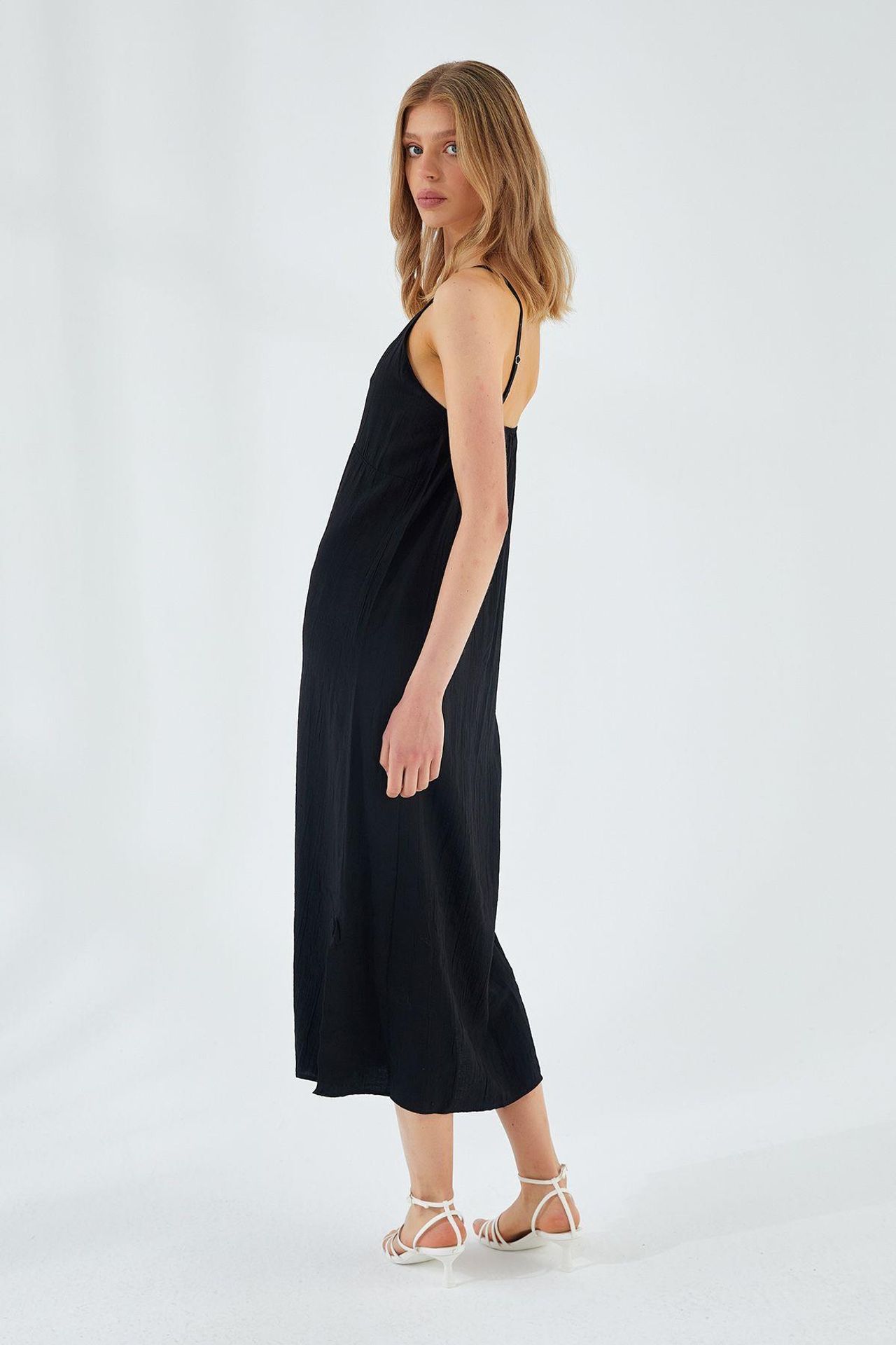 Mixray V-Neck Slit Midi Dress 5