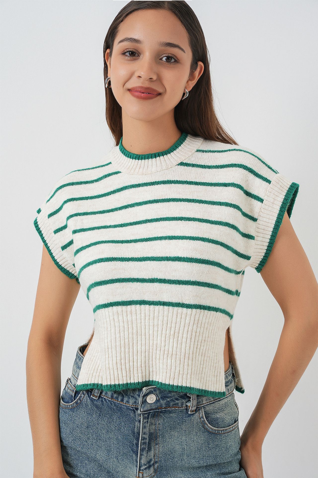 BDART Striped Knit Sweater Vest 4