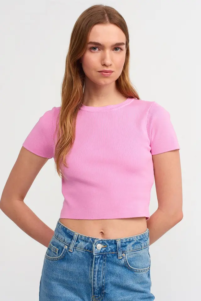 DILVIN Women's Ribbed Crop T-Shirt