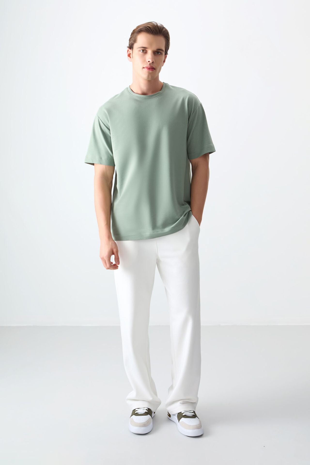 TOMMY Oversized Cotton Blend Crew Neck T-Shirt 3