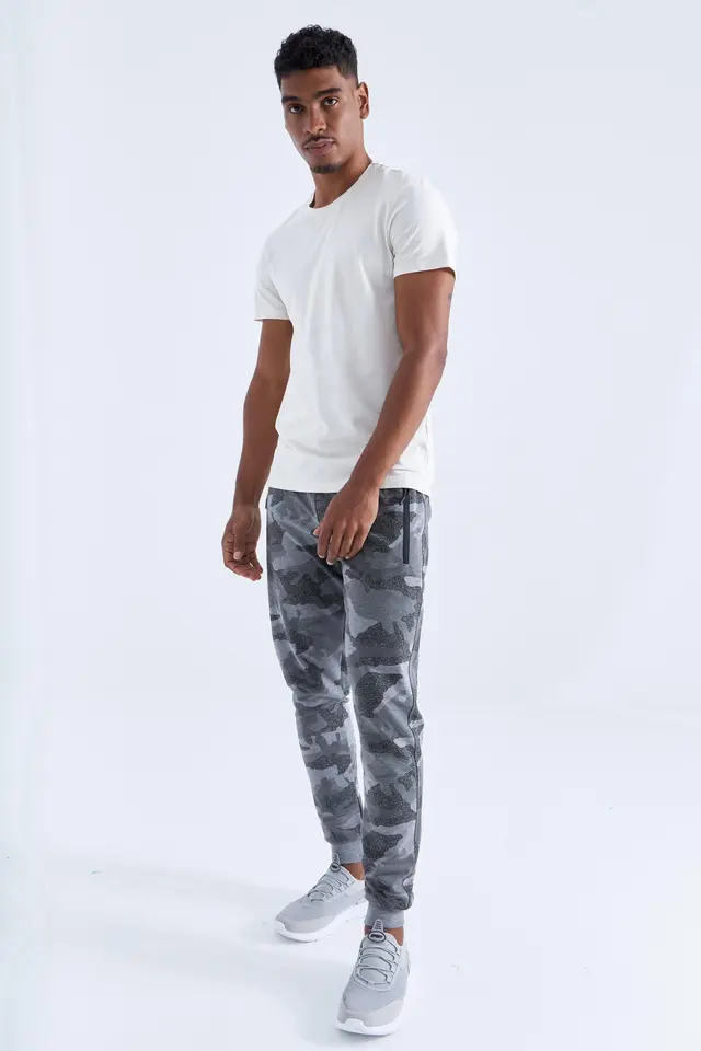 TOMMY Men's Camouflage Slim Fit Sweatpants