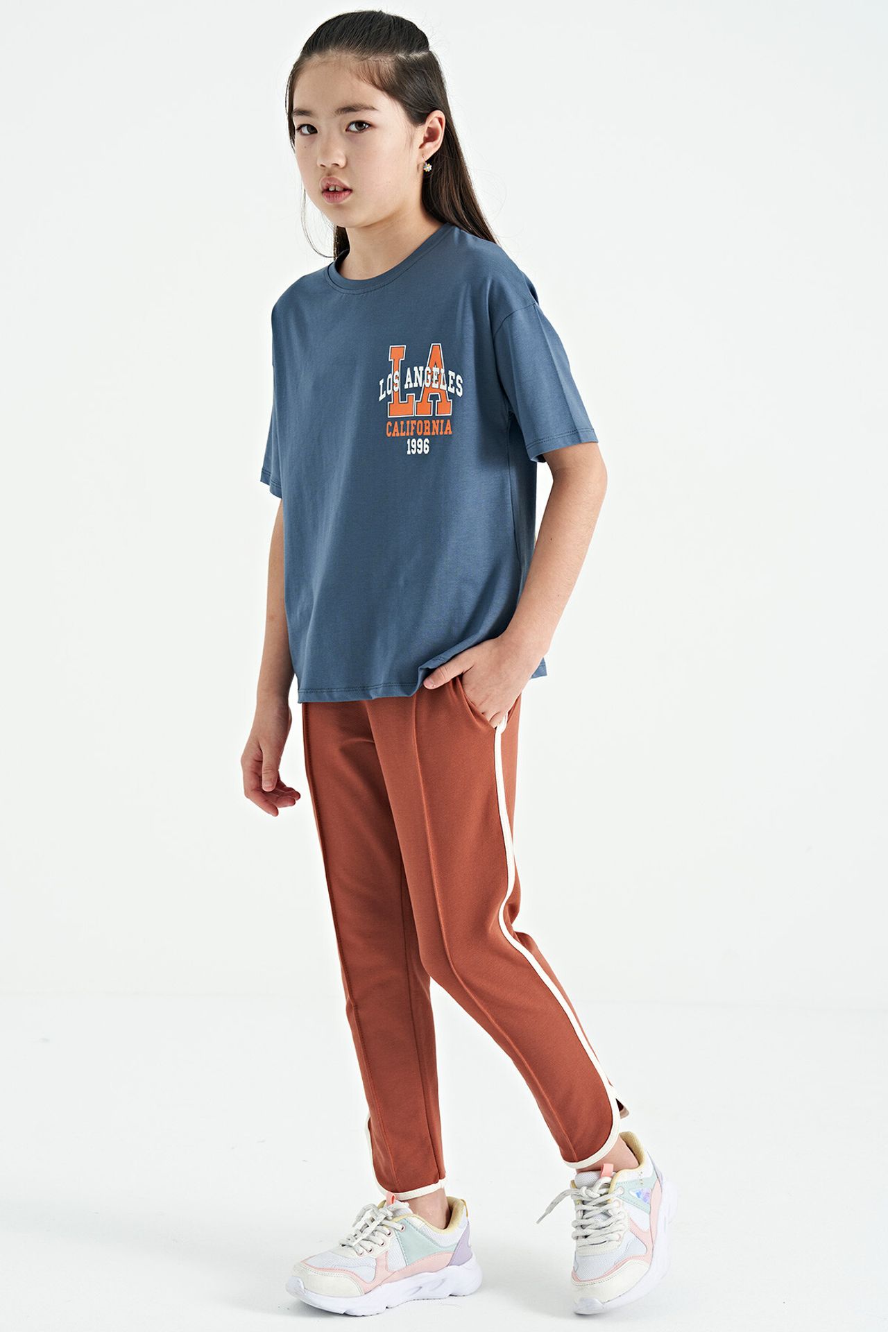 TOMMY Youth Unisex Cotton Blend Pants 4
