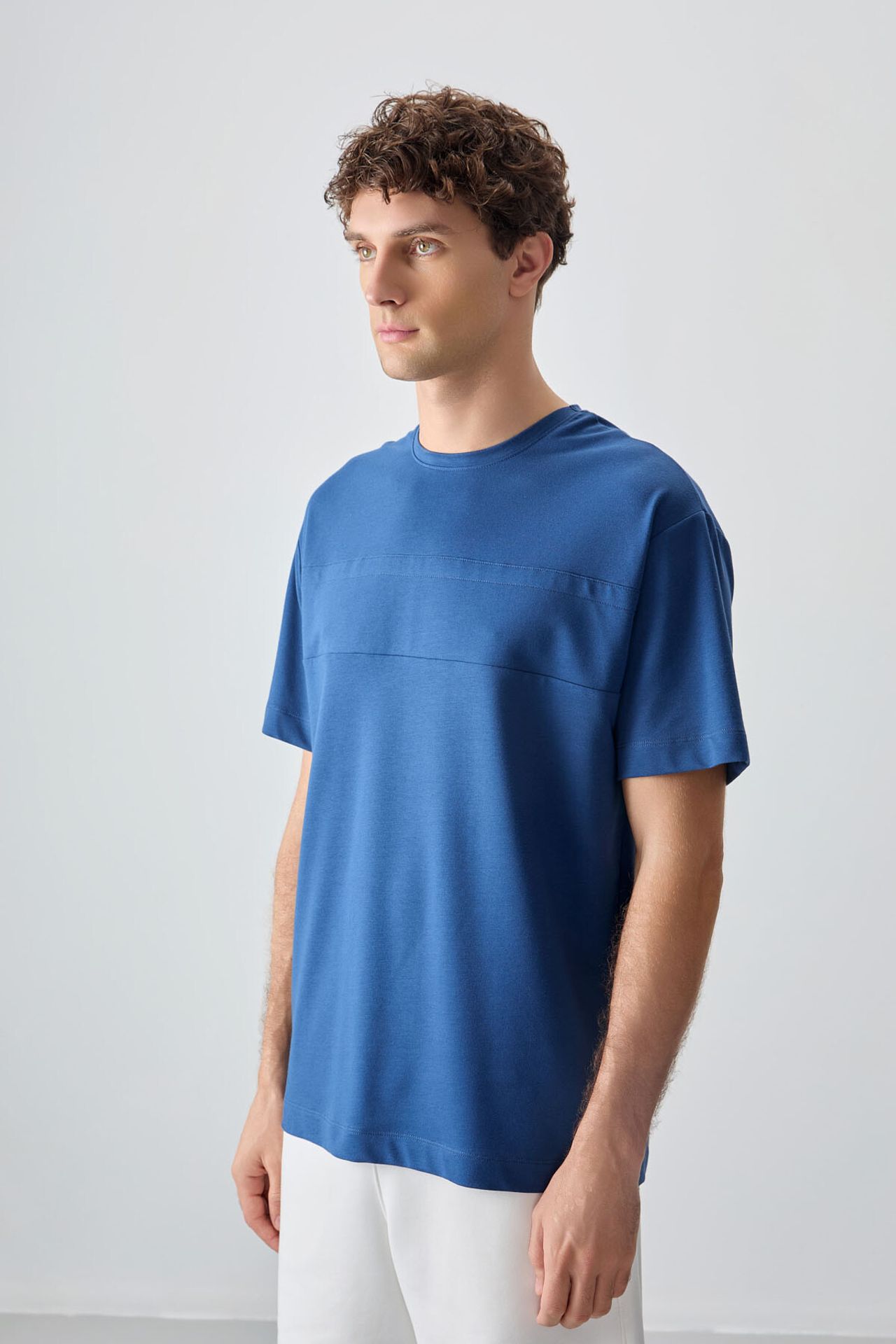 TOMMY Oversized Crew Neck T-Shirt 3
