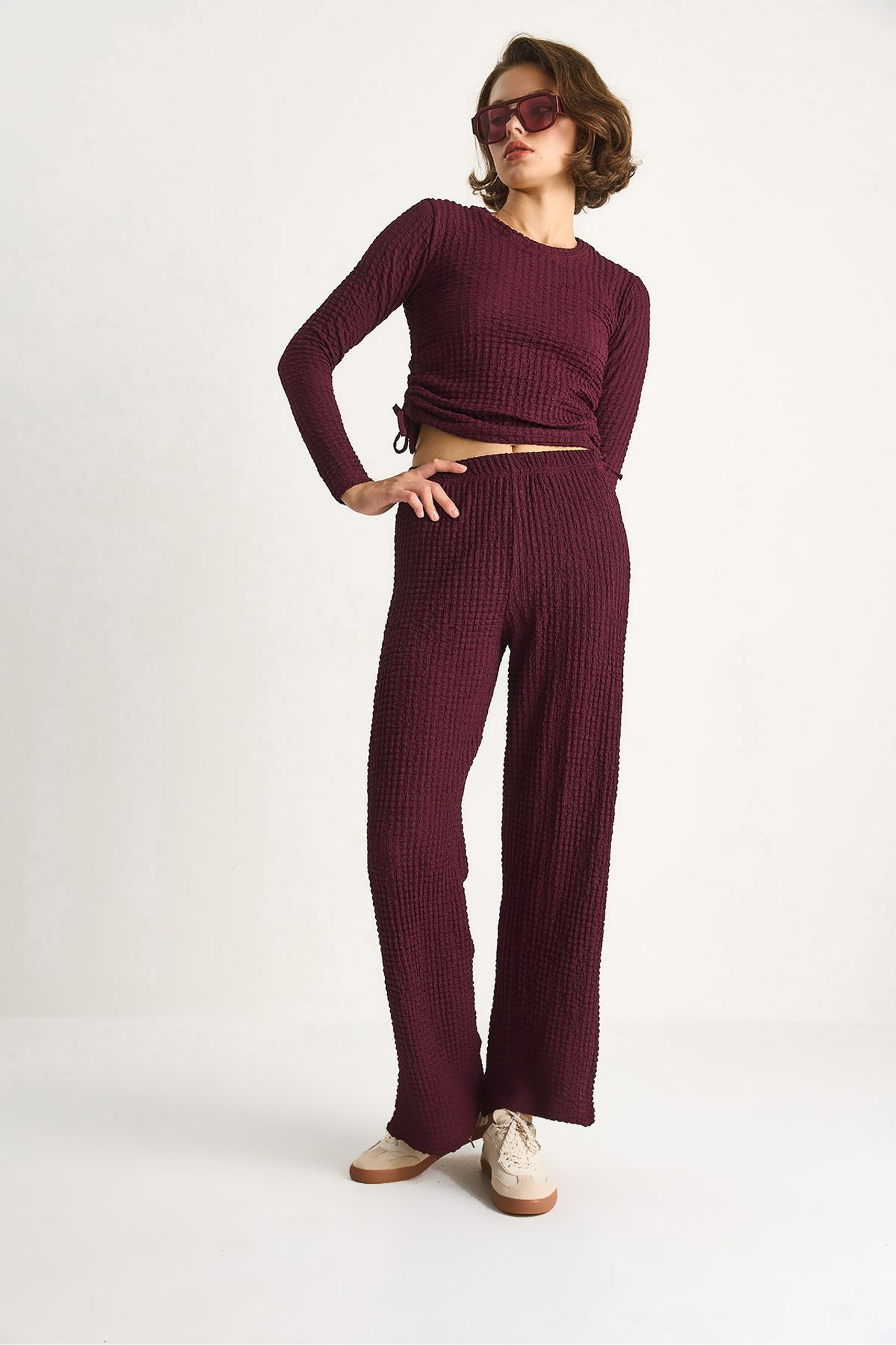 LUCCI Fitted Two-Piece Coord Set with Flared Pants 4