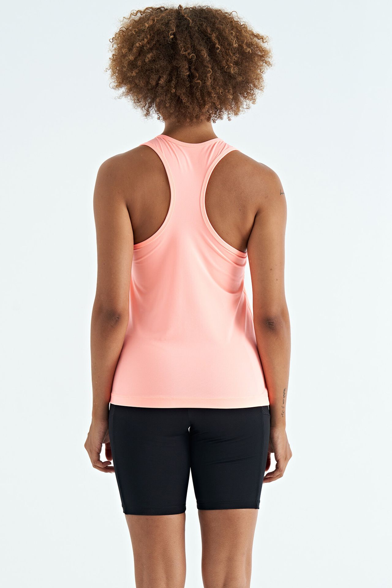 TOMMY Sleeveless Crew Neck Active Top 4