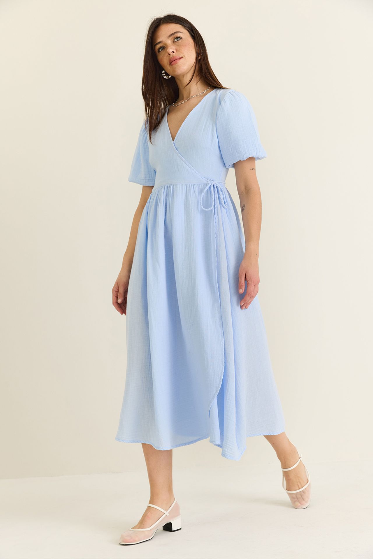 LUCCI Textured V-neck Midi Dress with Wrap Closure 3