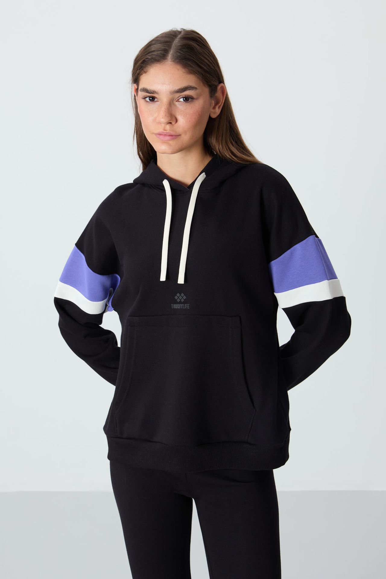 TOMMY Oversized Color-block Hooded Sweatshirt 4