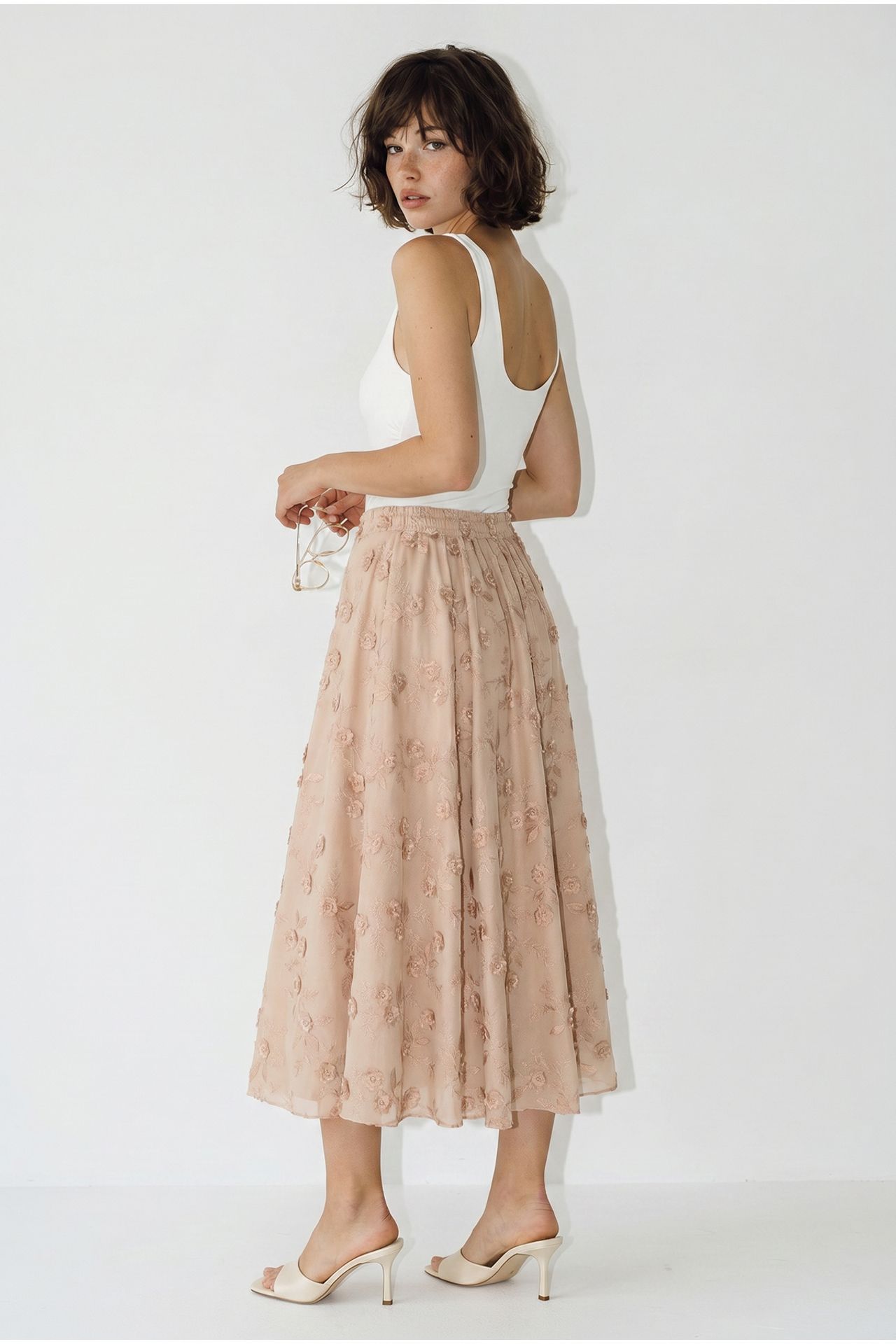 LUCCI Embroidered High-Waist Midi A-Line Skirt 5