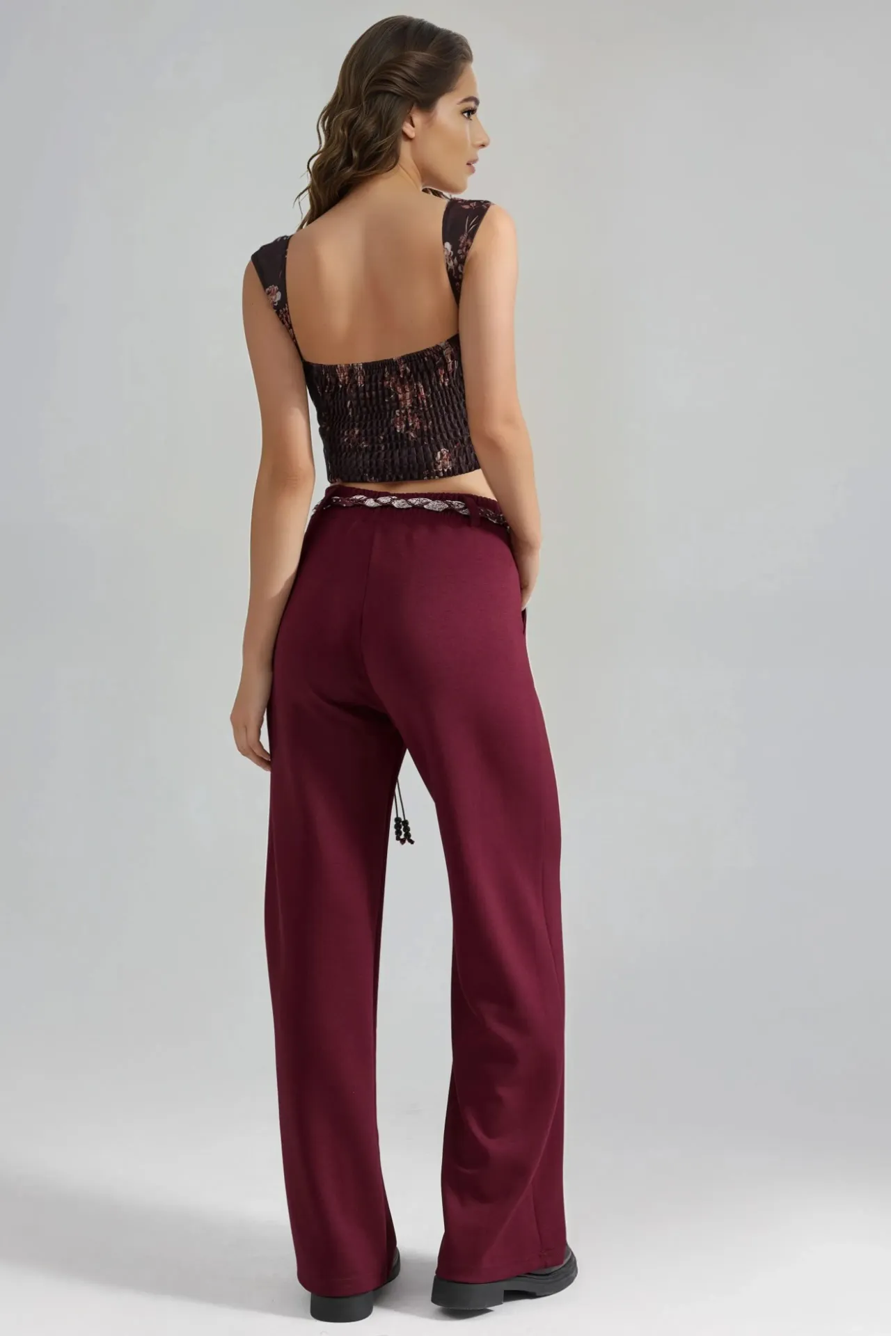 BERSAN Women’s Straight-Leg Sweatpants 4