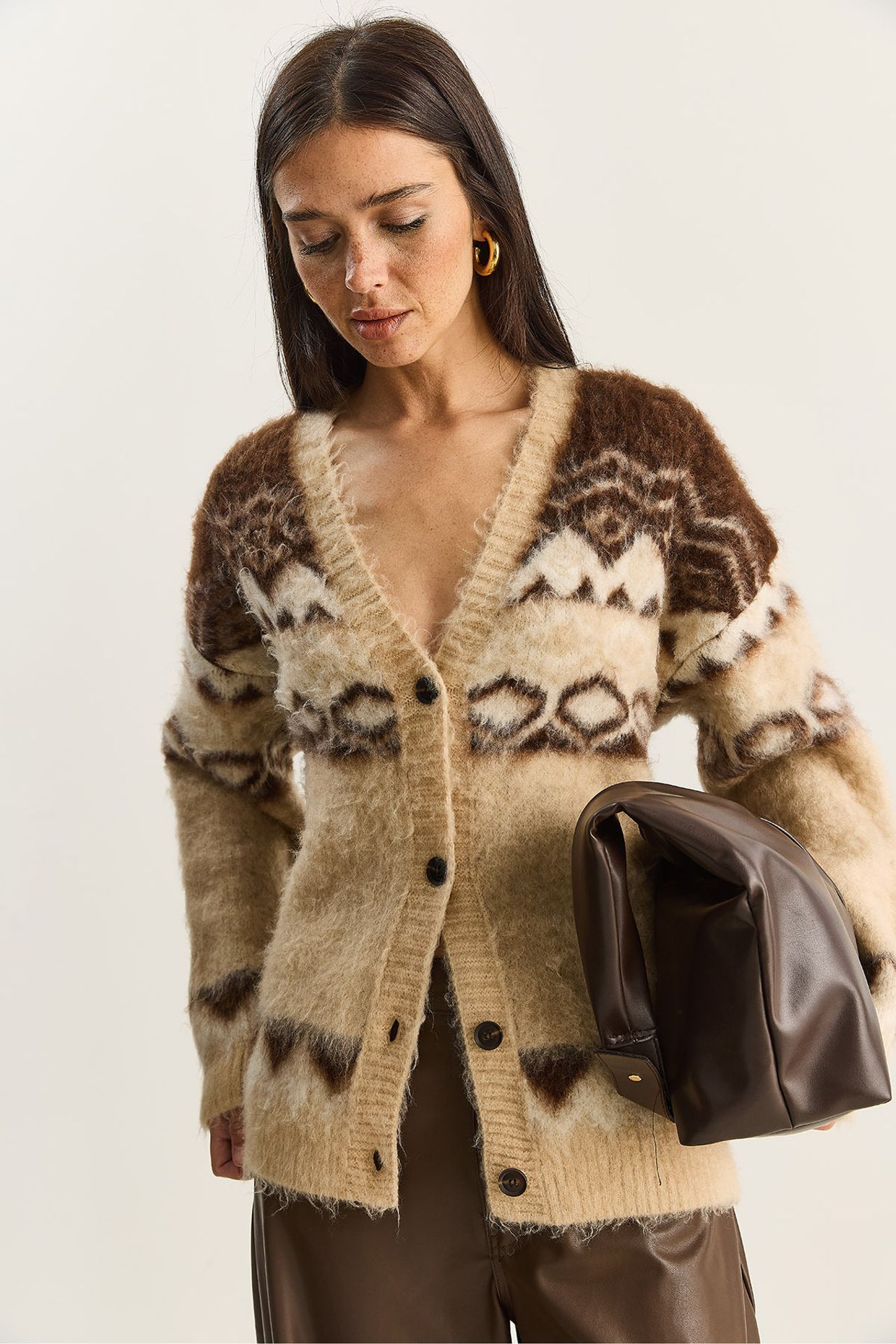 LUCCI Thick Ethnic Pattern V-neck Cardigan with Buttons 2