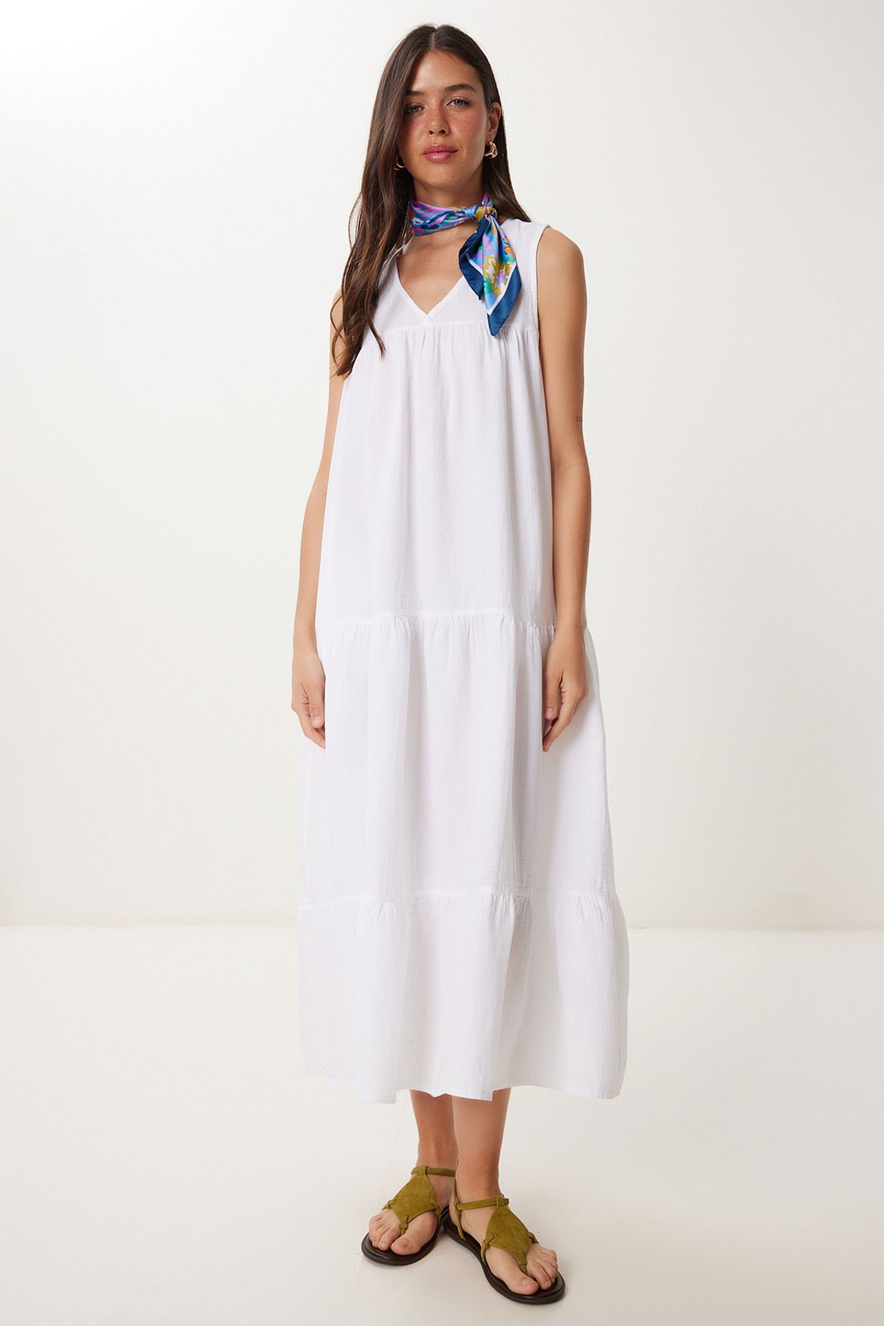 ISTANBUL Frilly V-Neck Midi Dress 2