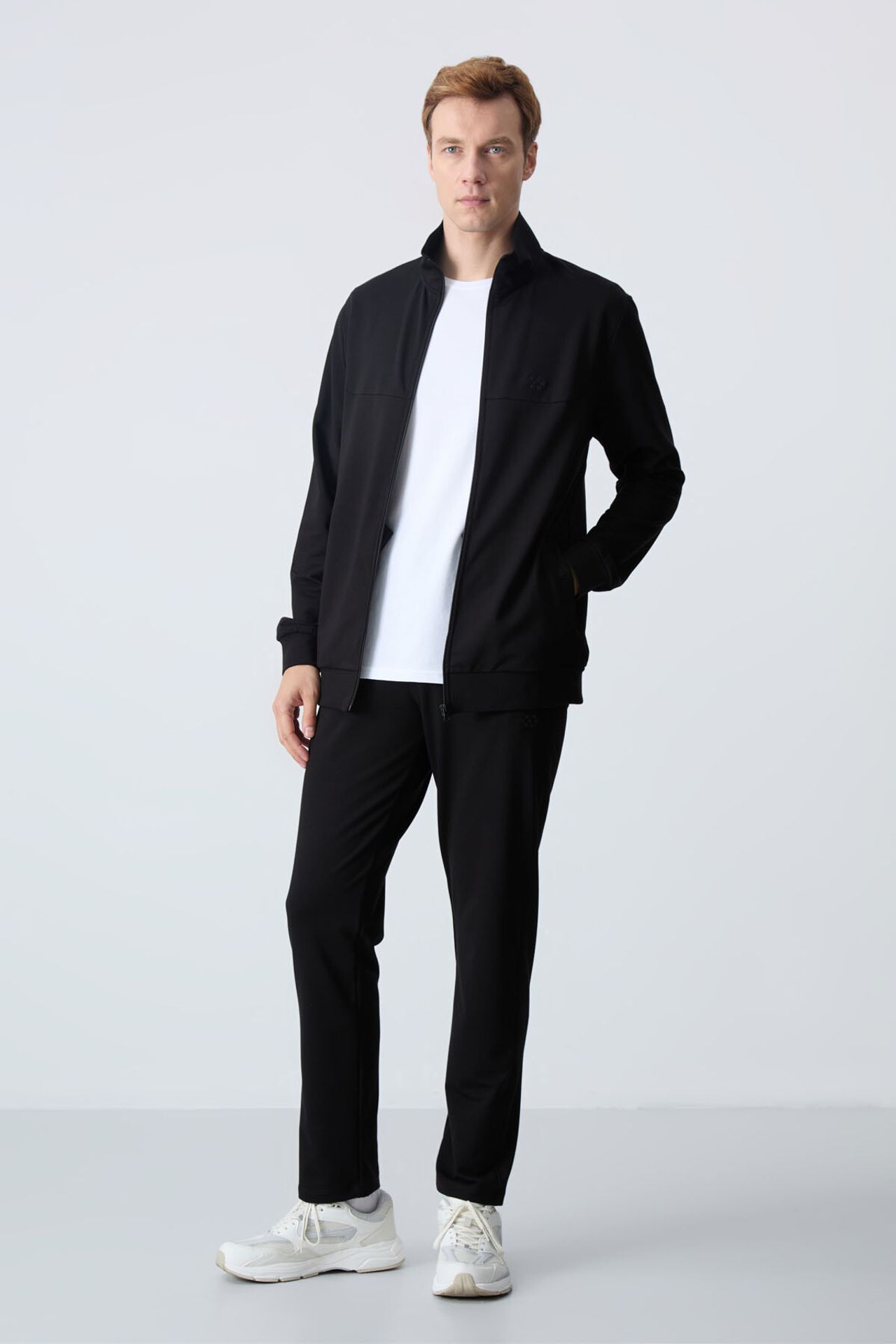 TOMMY Men's Zip-Collar Sweatshirt And Pants Set 2