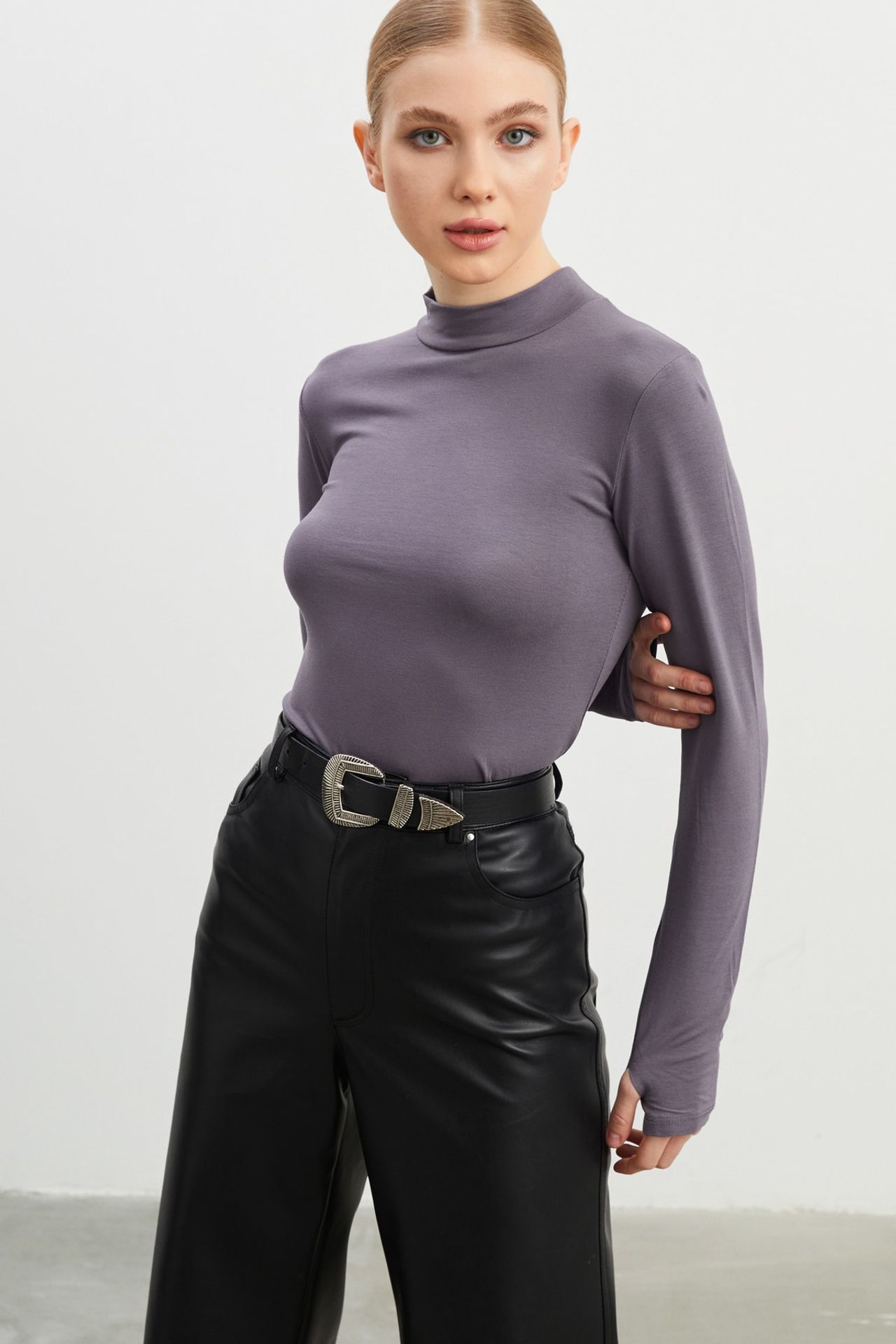 BIPANTOLON Kadın 2'li Cut Out Detaylı Yarım Balıkçı Yaka Body 4