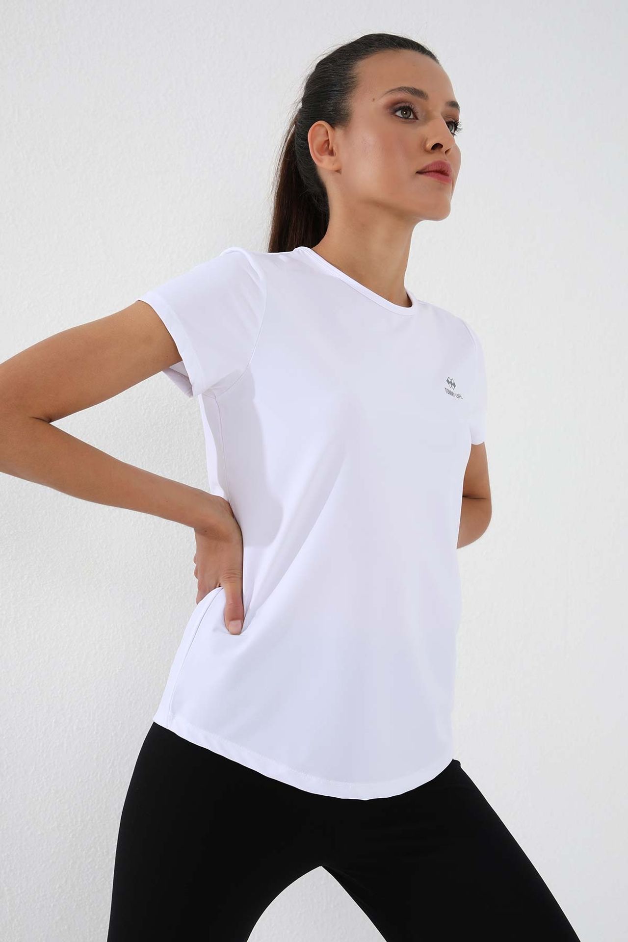 TOMMY Women's Solid Short-Sleeve Crew Neck T-Shirt 4