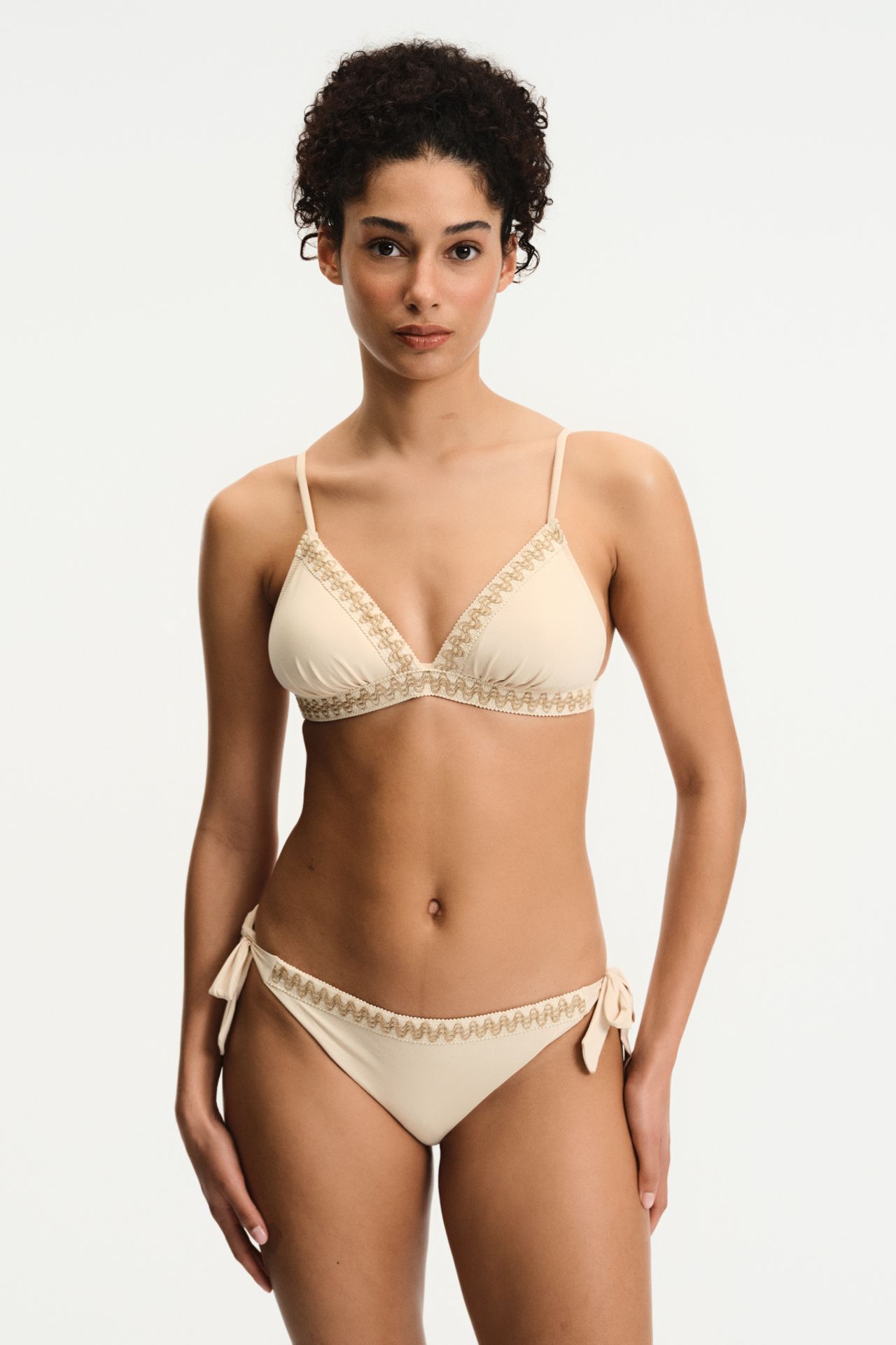 PENTI Kaia Triangle Fit Bikini Top 1