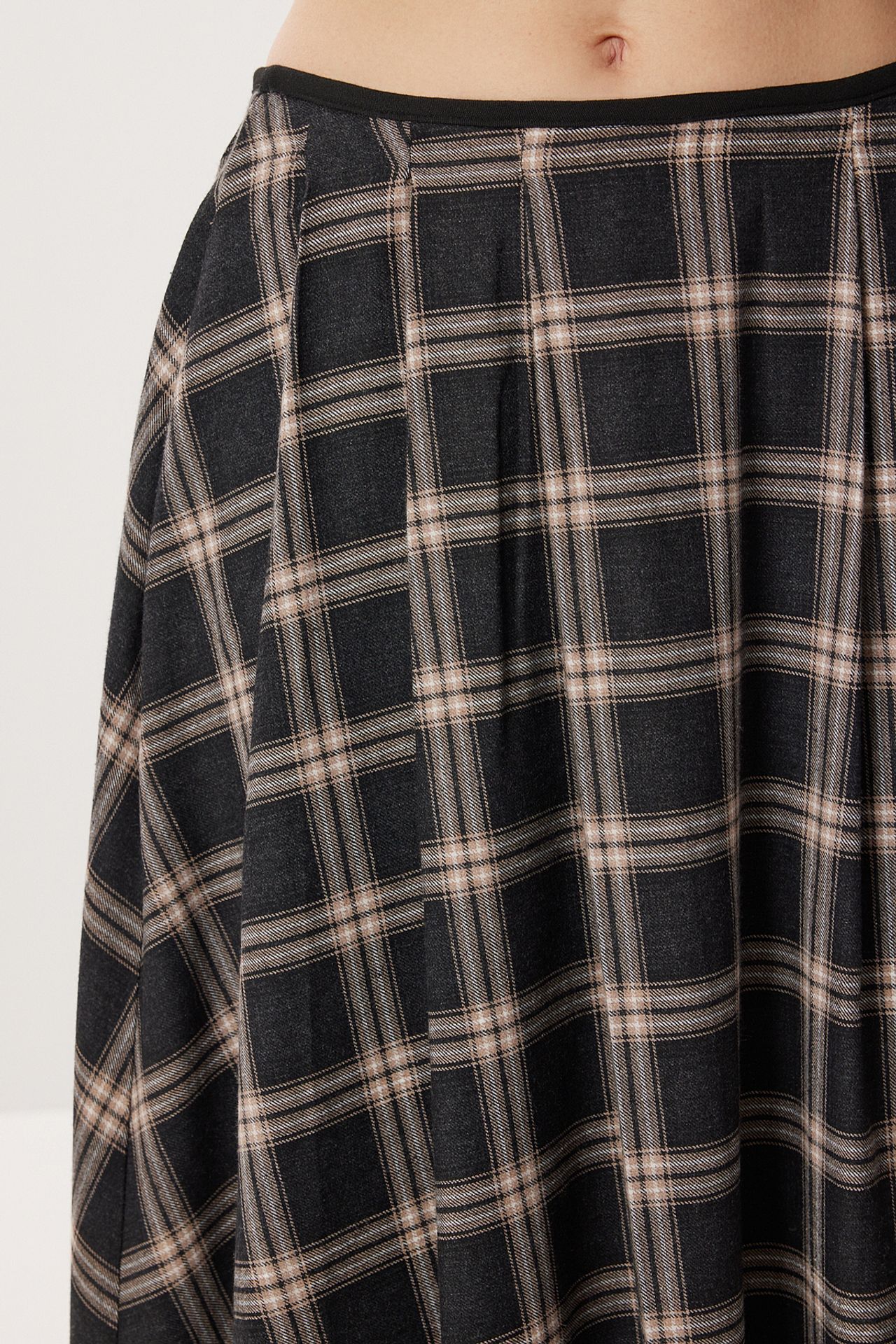 ISTANBUL Pleated Plaid Midi A-Line Skirt 4