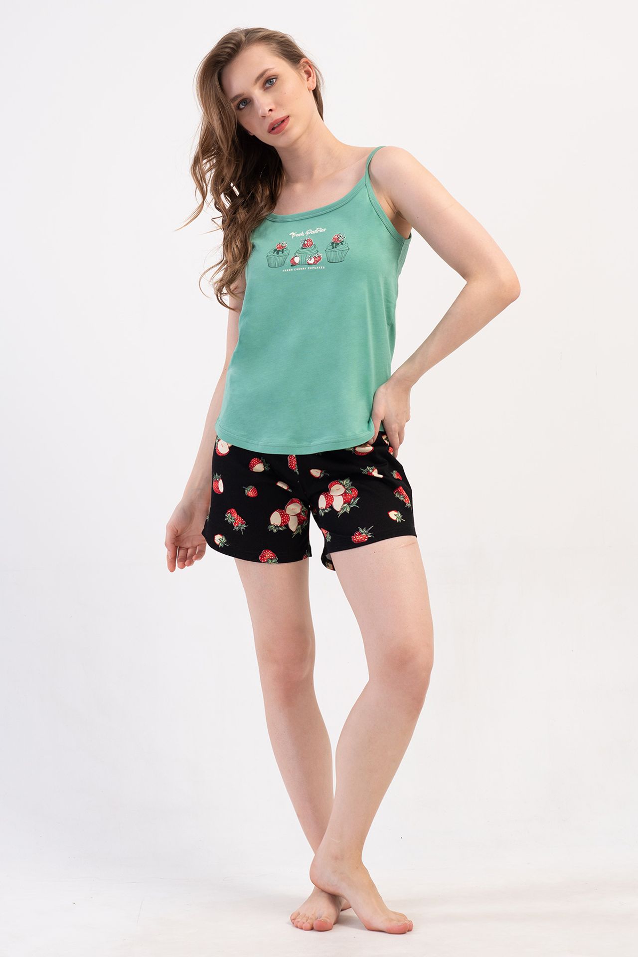 YAKE Kolsuz U Yaka 2 Parçalı Pijama Takımı 1