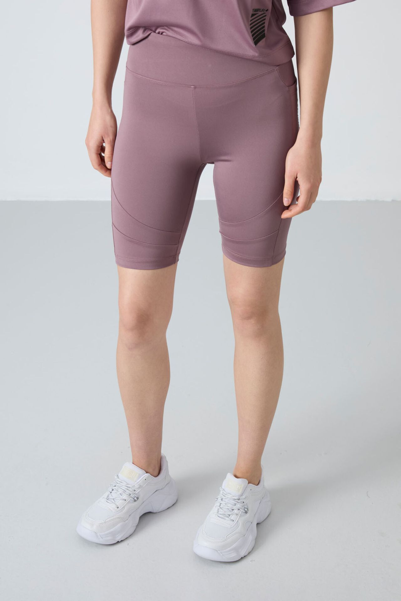 TOMMY High-Waist Short Sports Leggings 3