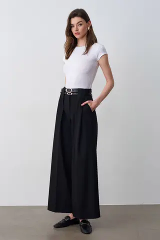 Siyah