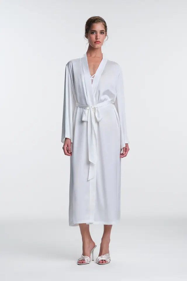 PENTI Scarlett Lace Long Sleeve Robe