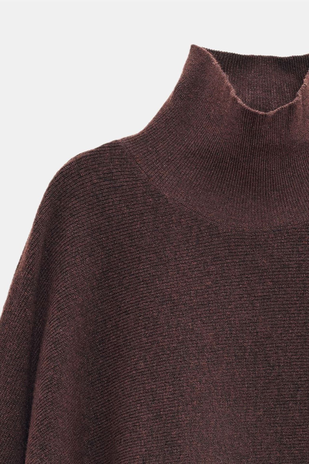 DILVIN Women's Oversized Cropped Turtleneck Sweater 8