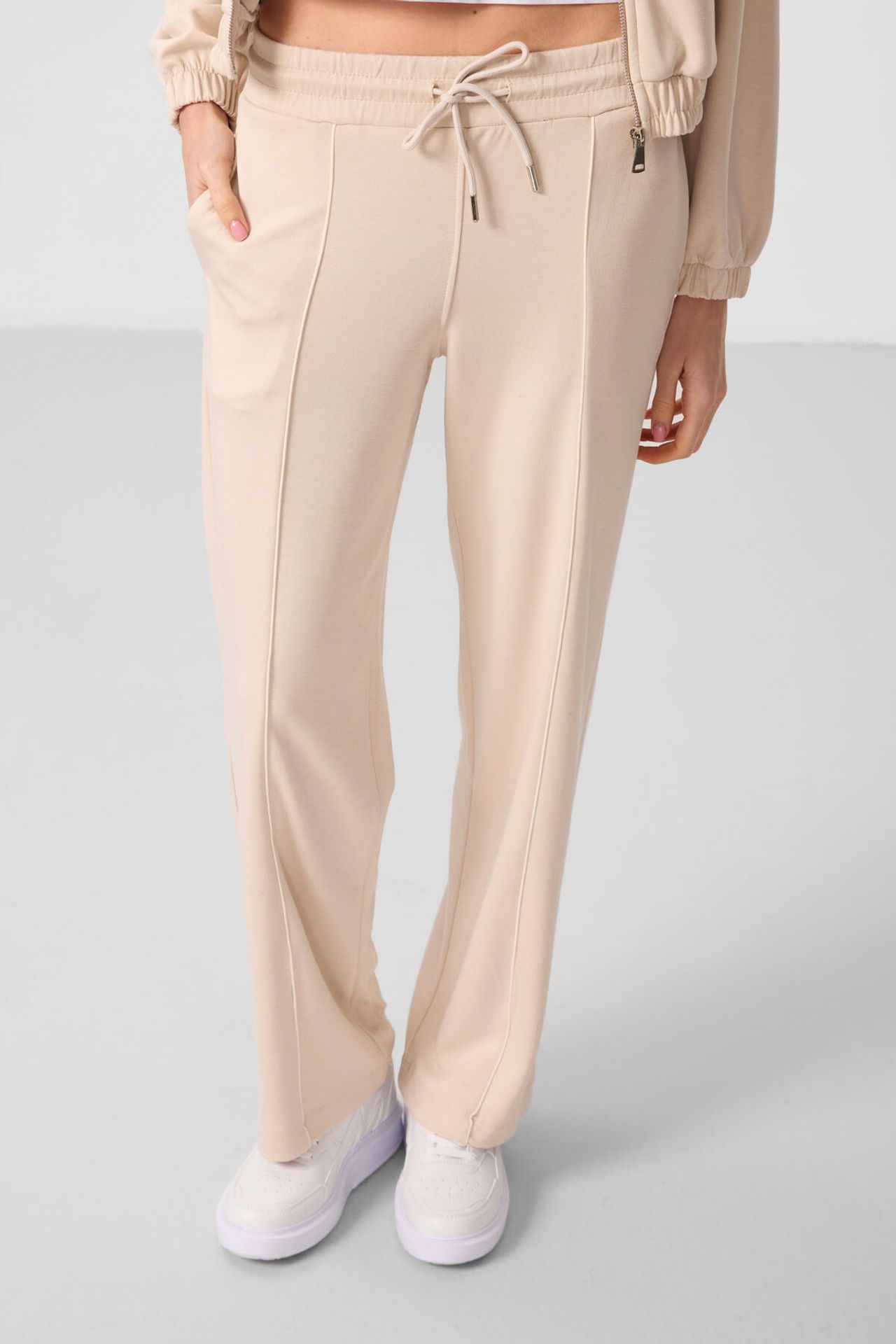 TOMMY Oversized Zip-collar Tracksuit Set 6
