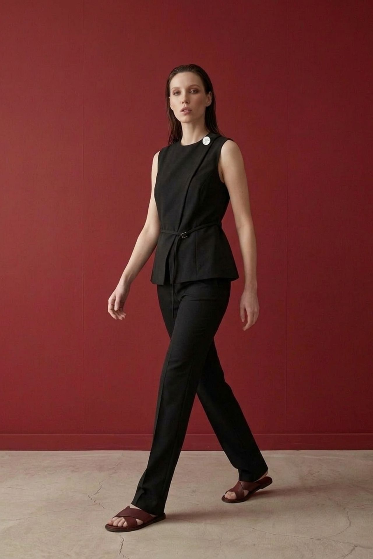 MY FASHION Belted crepe waistcoat 1