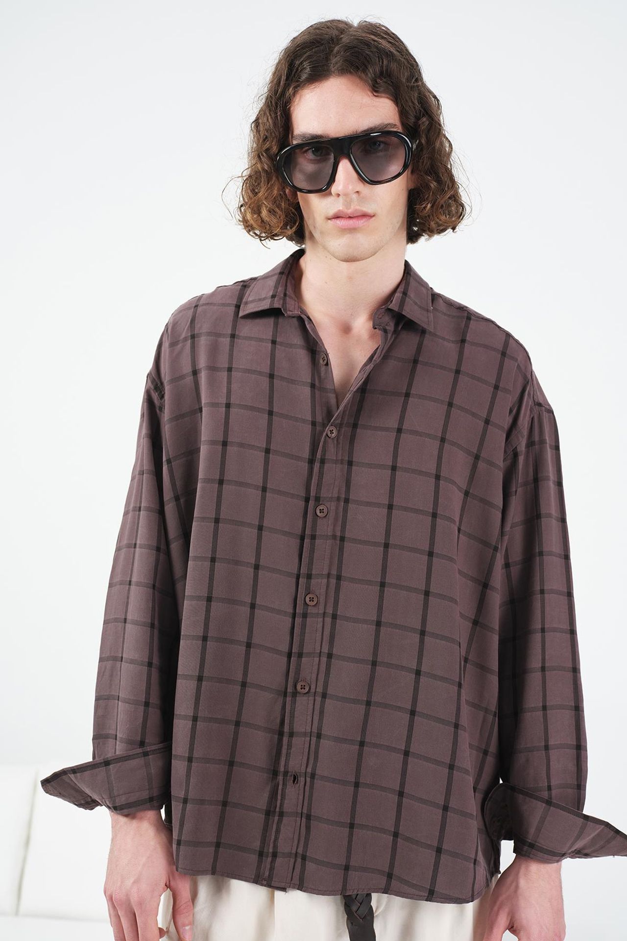 GIESTO Oversized Plaid Button-Up Shirt 5