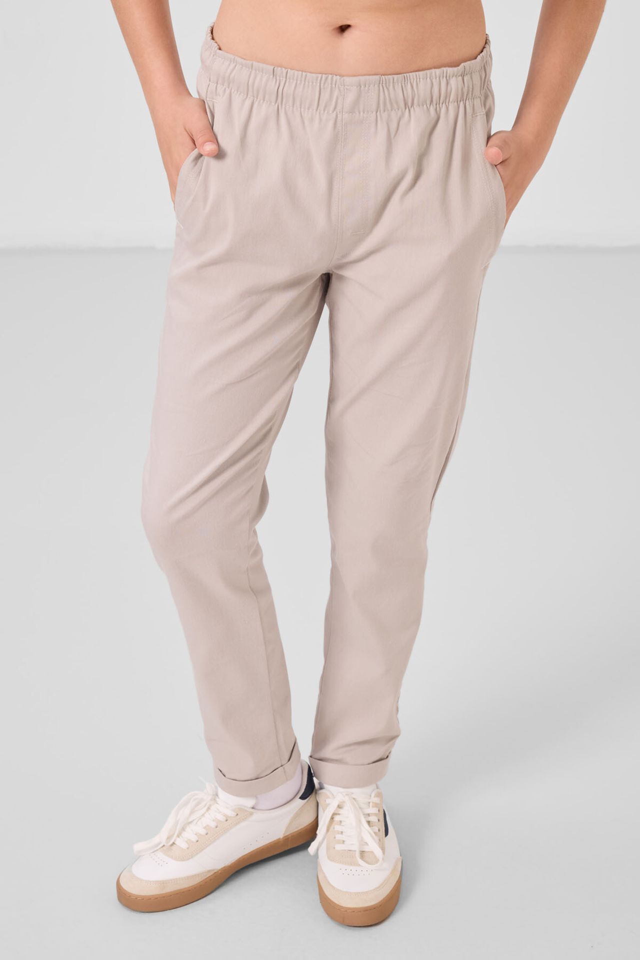 TOMMY Youth Pull-On Straight Leg Joggers 2