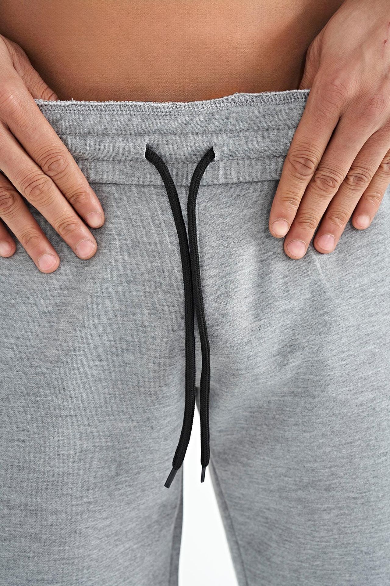 TOMMY Men's Printed Fleece Sweat Shorts 5
