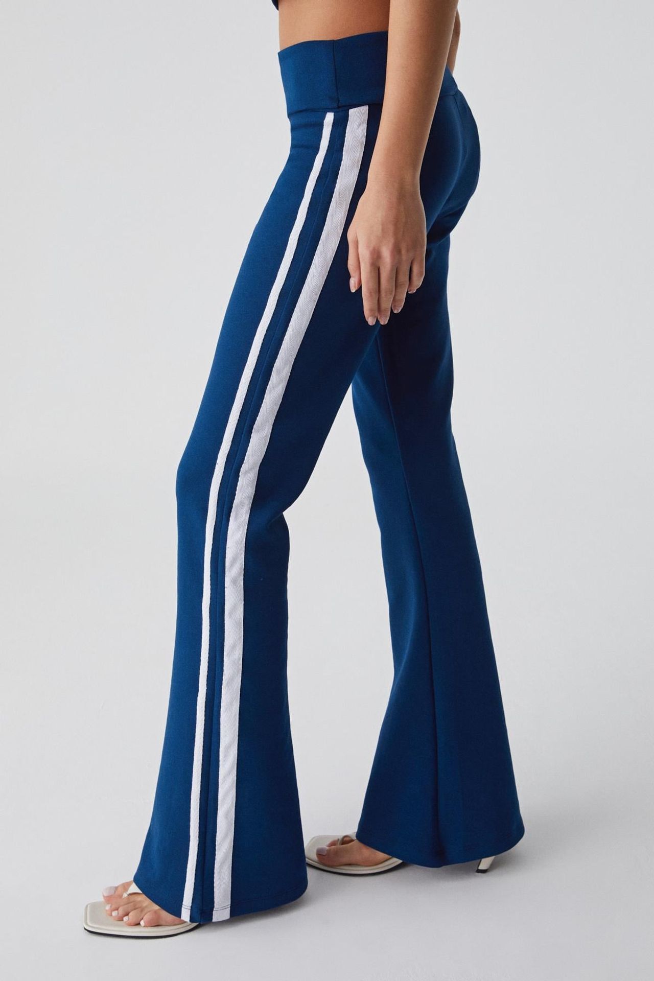 ETHIQUET Relaxed Fit Ribbed Sweatpants 5