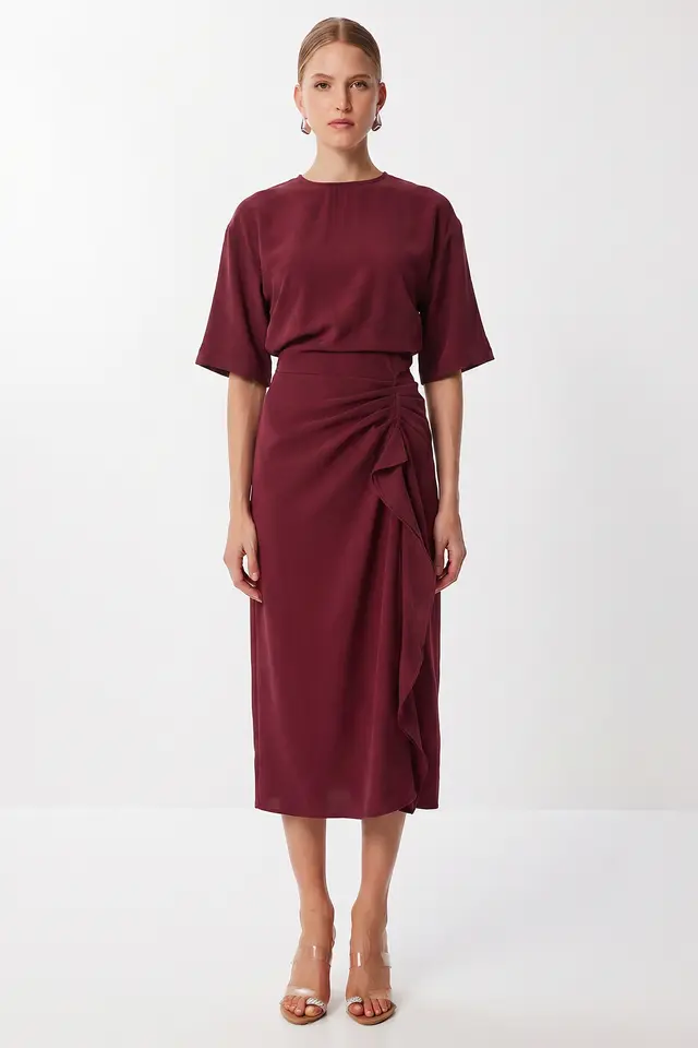 ISTANBUL Fitted Satin Midi Dress