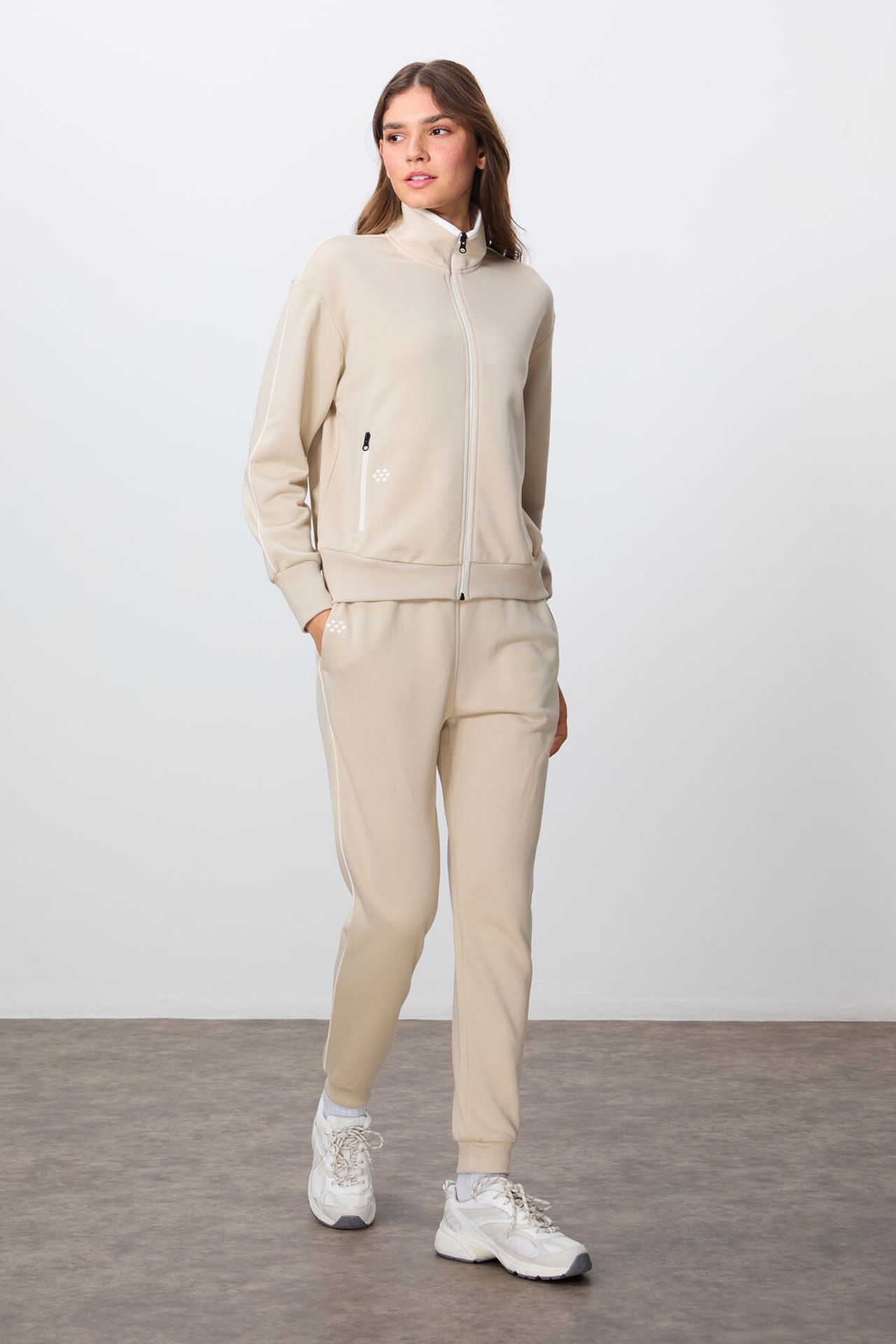 TOMMY Oversized Zip-collar Sweatshirt And Pants Set 5