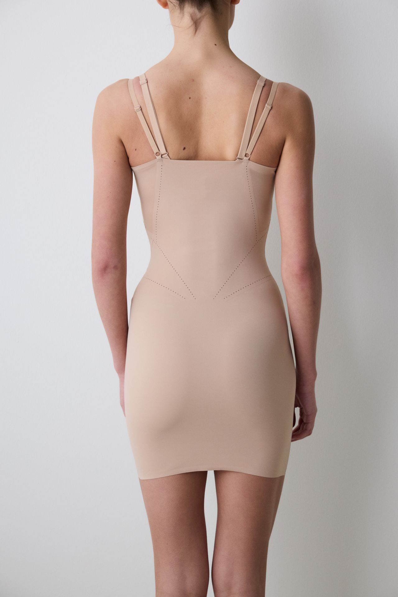 PENTI No-Show Light Dress Corset