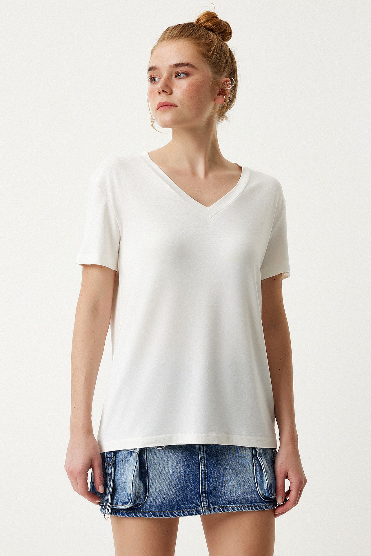 ISTANBUL V-Neck Short Sleeve Plain T-Shirt 5