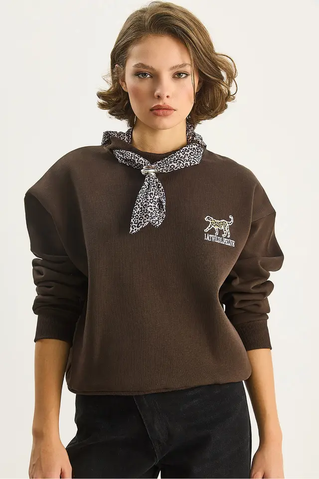 LUCCI Crew Neck Sweatshirt with Print Accessory 