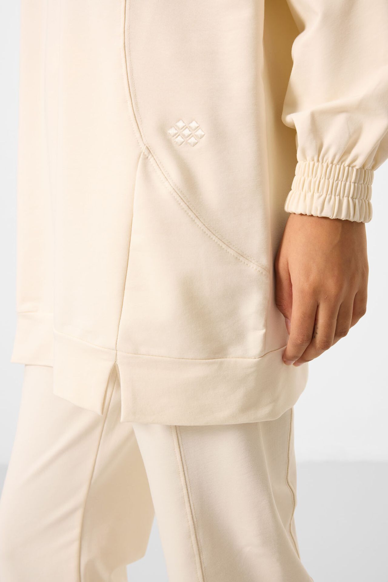 TOMMY Oversized Fleece Sweatshirt And Pants Set 4
