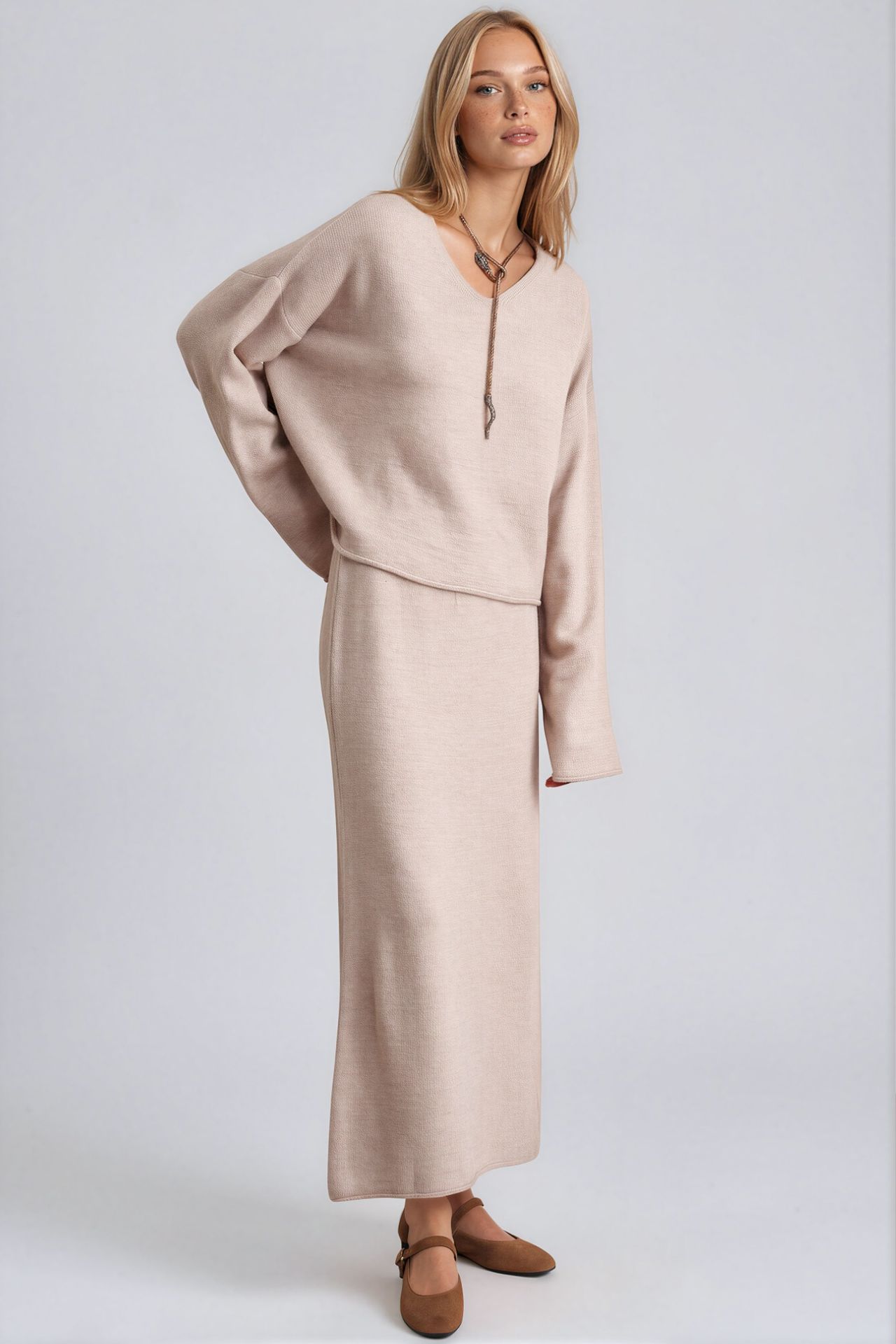 Mixray V-neck Knitwear Sweater & Skirt Co-ord Set 2