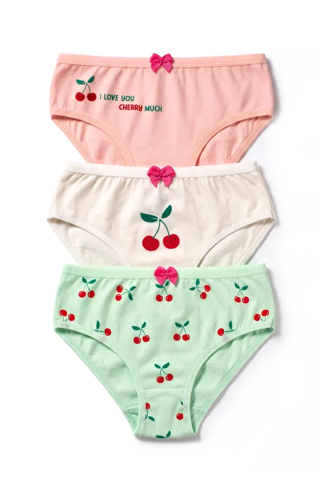 ÖTS Youth Briefs