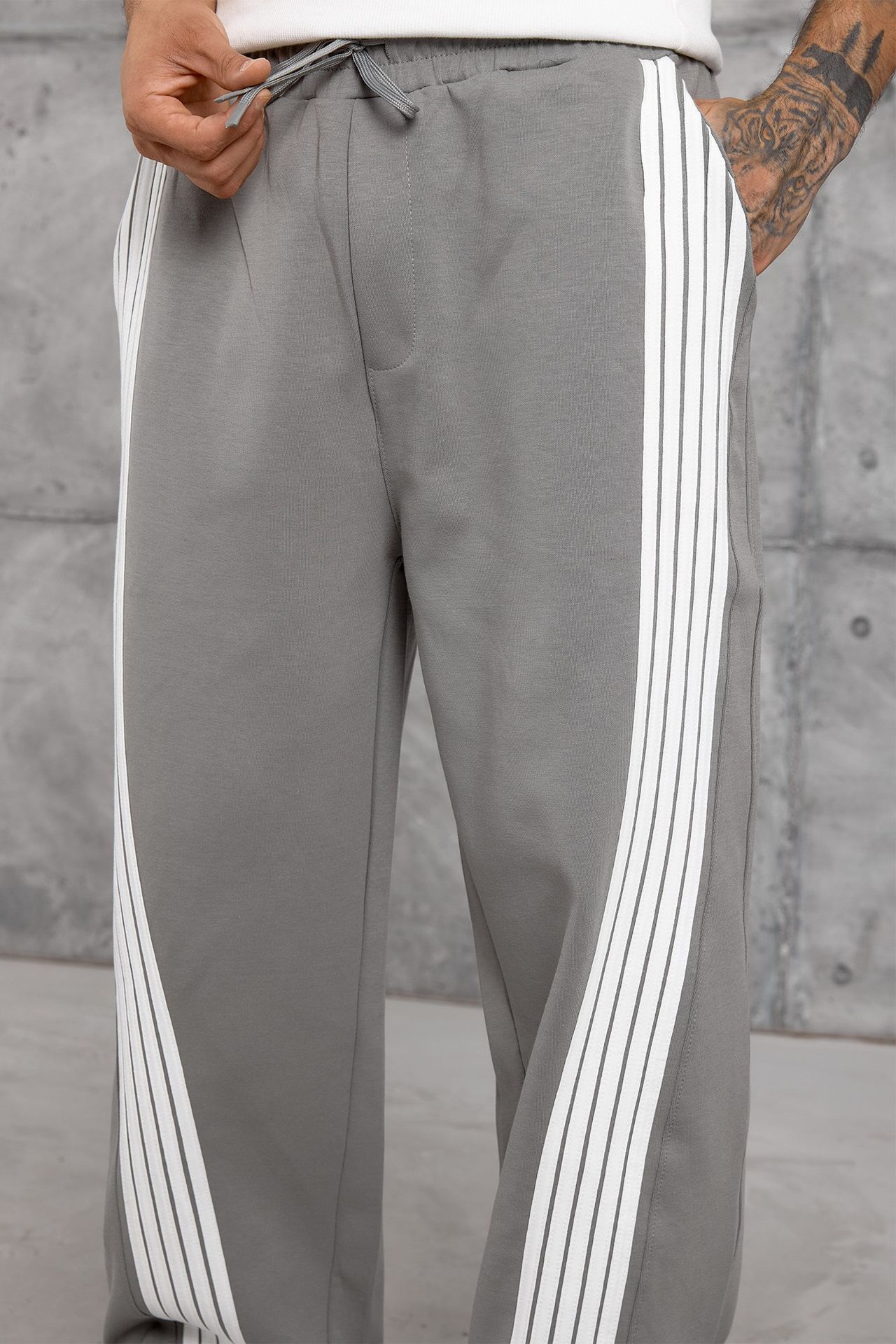 NOMARC Çizgili Geniş Paça Büzme İpli Jogger Pantolon 5
