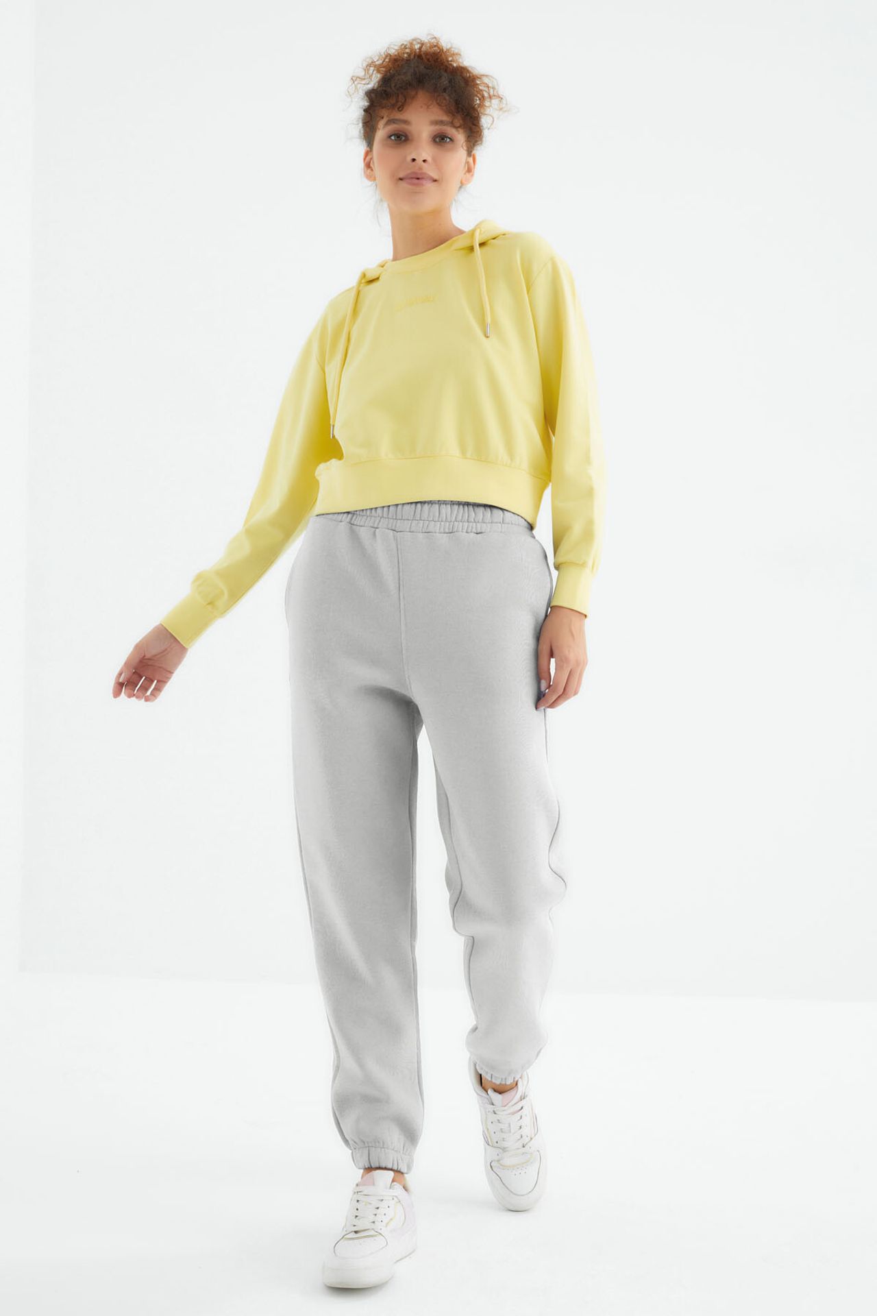 TOMMY Women's High-Waist Fleece Jogger Sweatpants 4