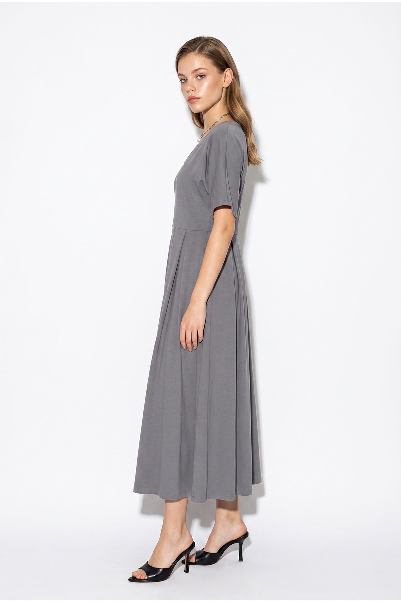 LUCCI Midi Dress 2