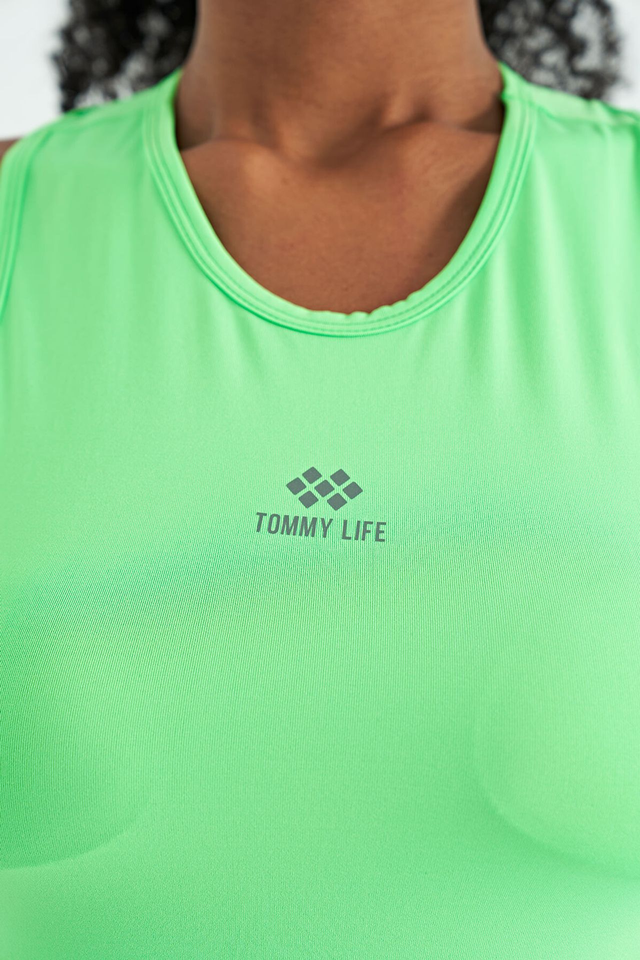 TOMMY Sleeveless Crew Neck Active Top 4